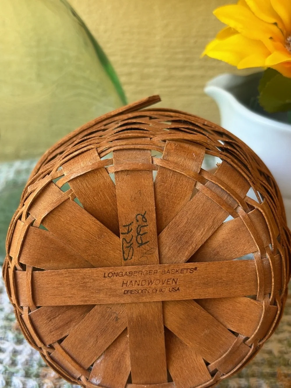 Longaberger Brown Woven Discovery Basket with Handle